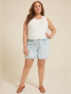 Maurice’s Plus Size Soft Light High-Rise Drawstring Shorts – 6” Inseam – Size 18